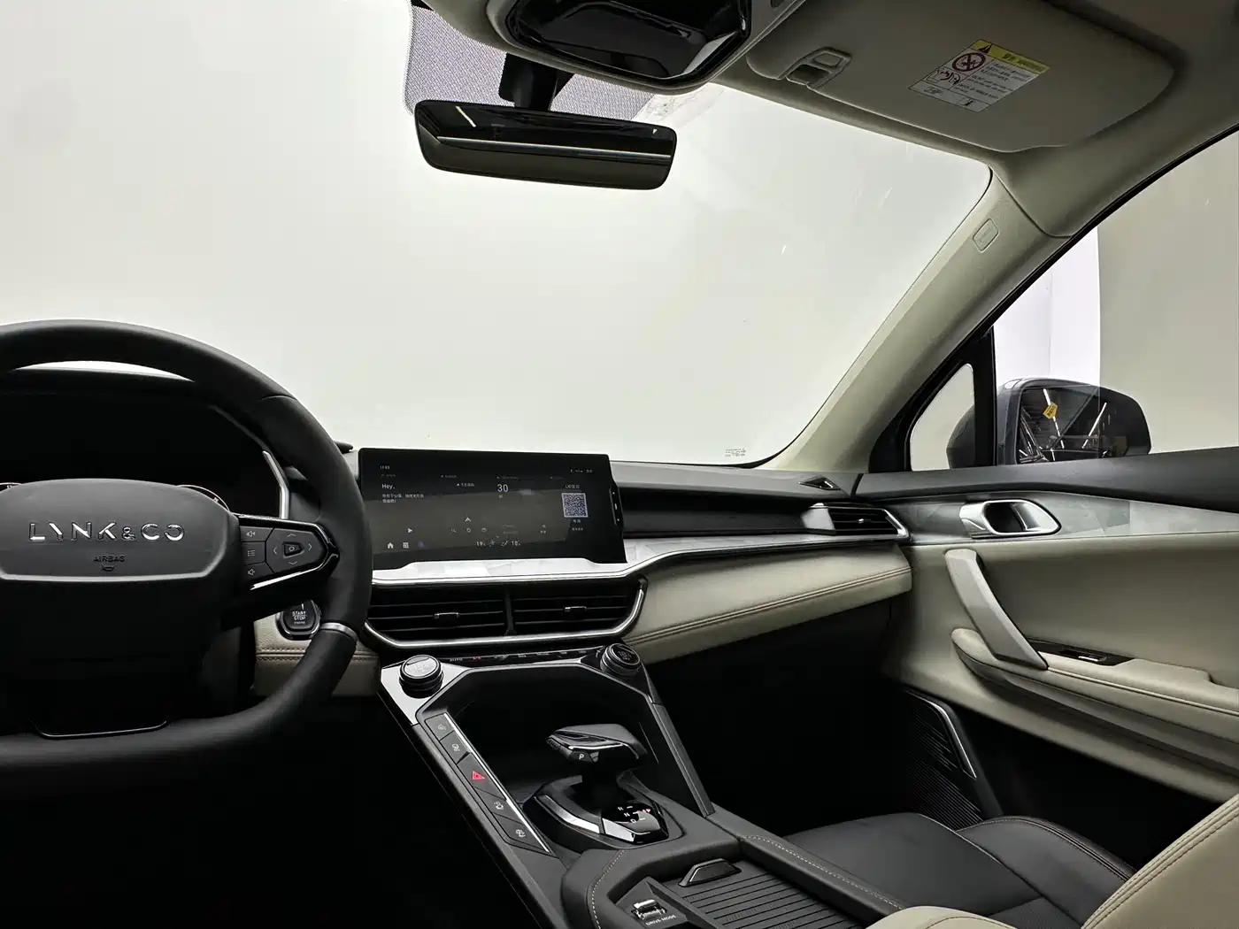Lynk & Co 06 EM-P 2022 PHEV 84KM Range Pro фото 15