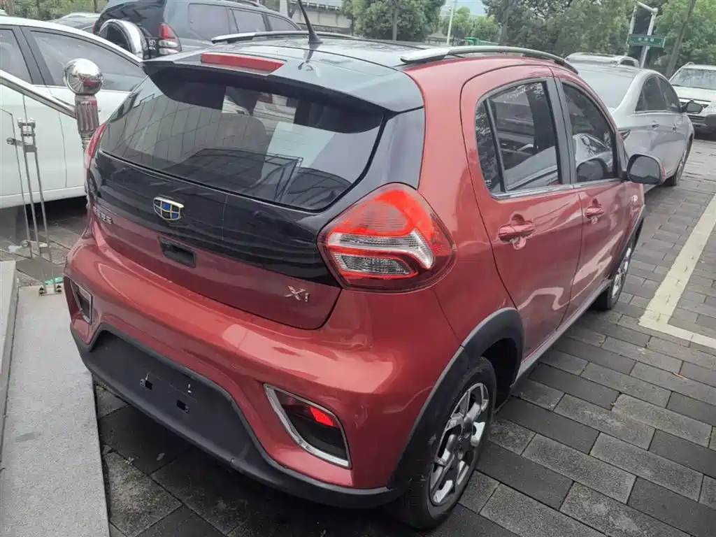 Geely Yuanjing X1 2018 2017 1.3L Auto Player Edition