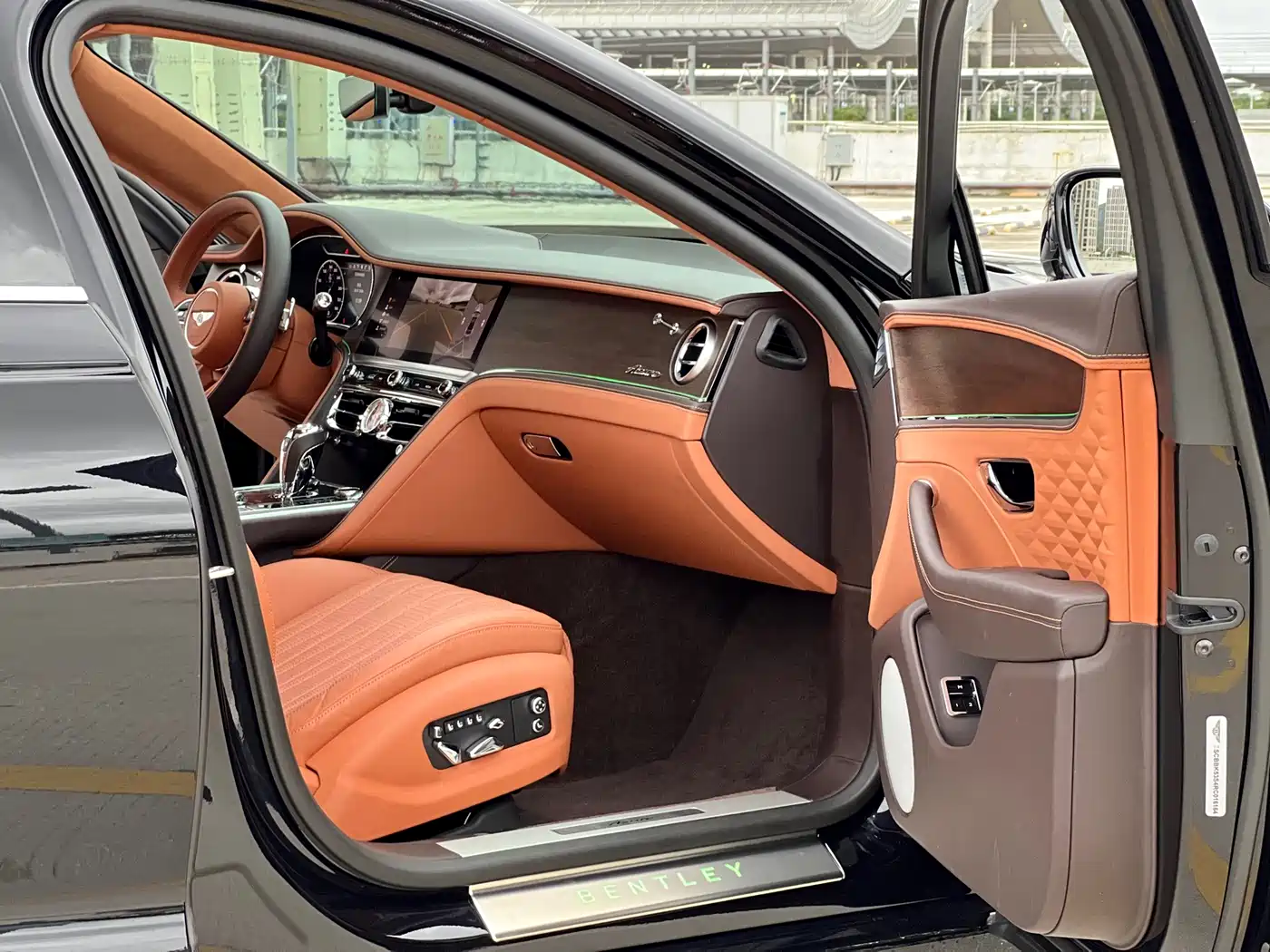 Bentley Flying Spur 2024 2024 4.0T V8 Elegance Edition