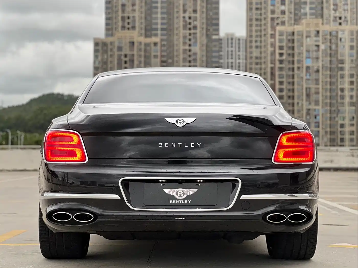 Bentley Flying Spur 2024 2024 4.0T V8 Elegance Edition