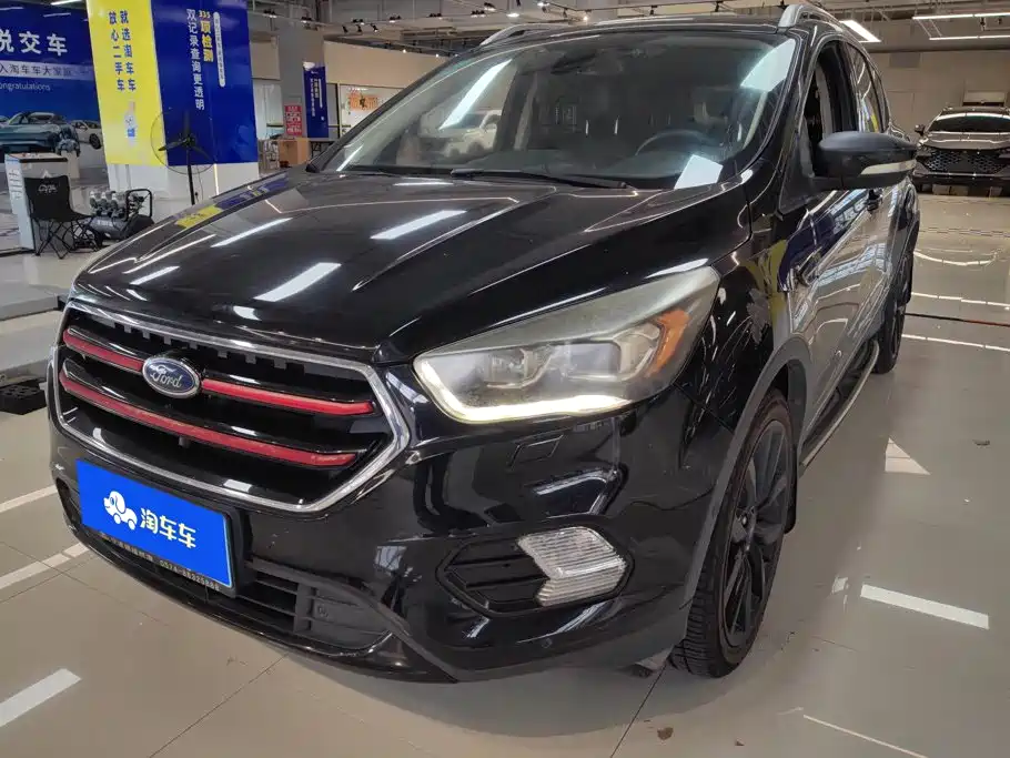 Фото 1 - Ford Kuga