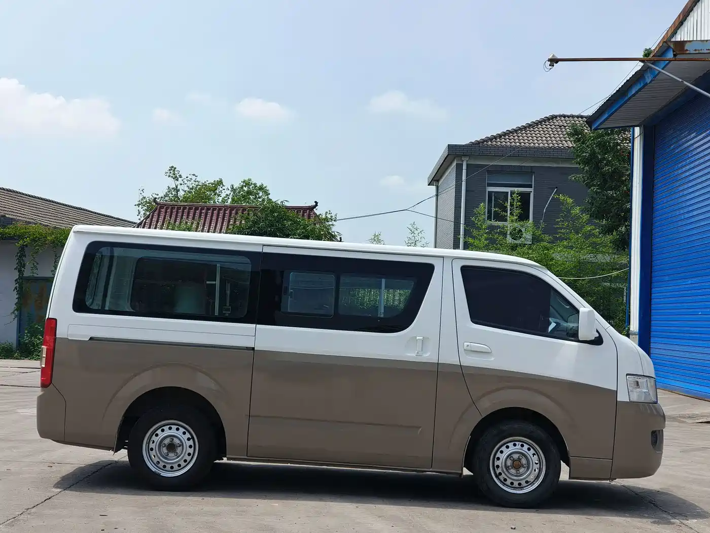 Foton Fengjing G7 2017 2017 2.0L Short Wheelbase Commercial Version Van Flat Roof 6-Seater 4Q20M