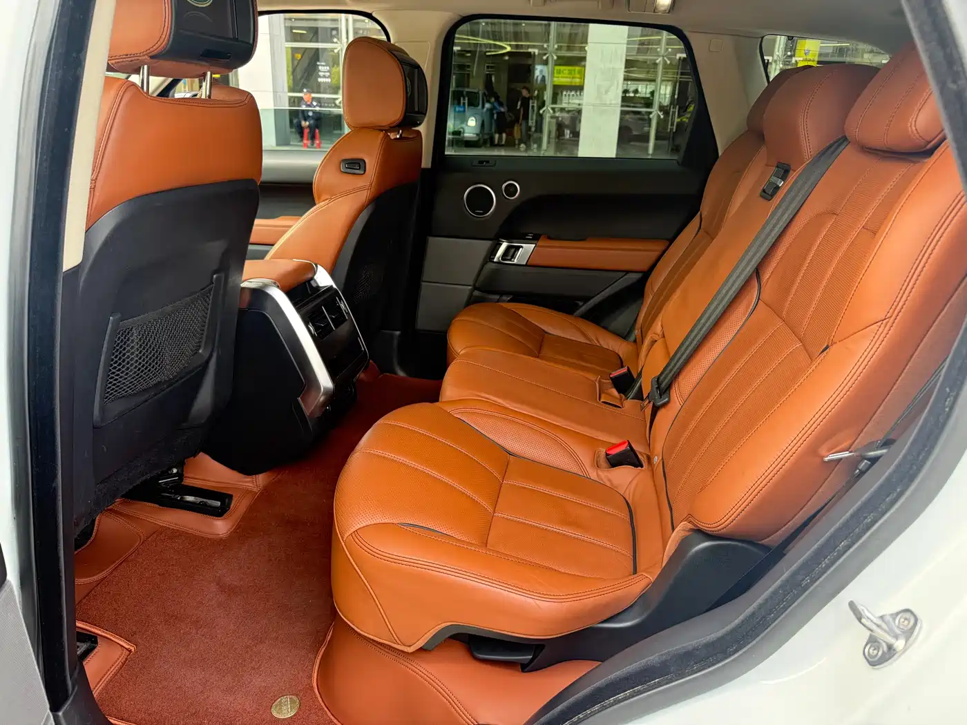 Land Rover Range Rover Sport 2016 Model 3.0 SC V6 HSE DYNAMIC фото 6