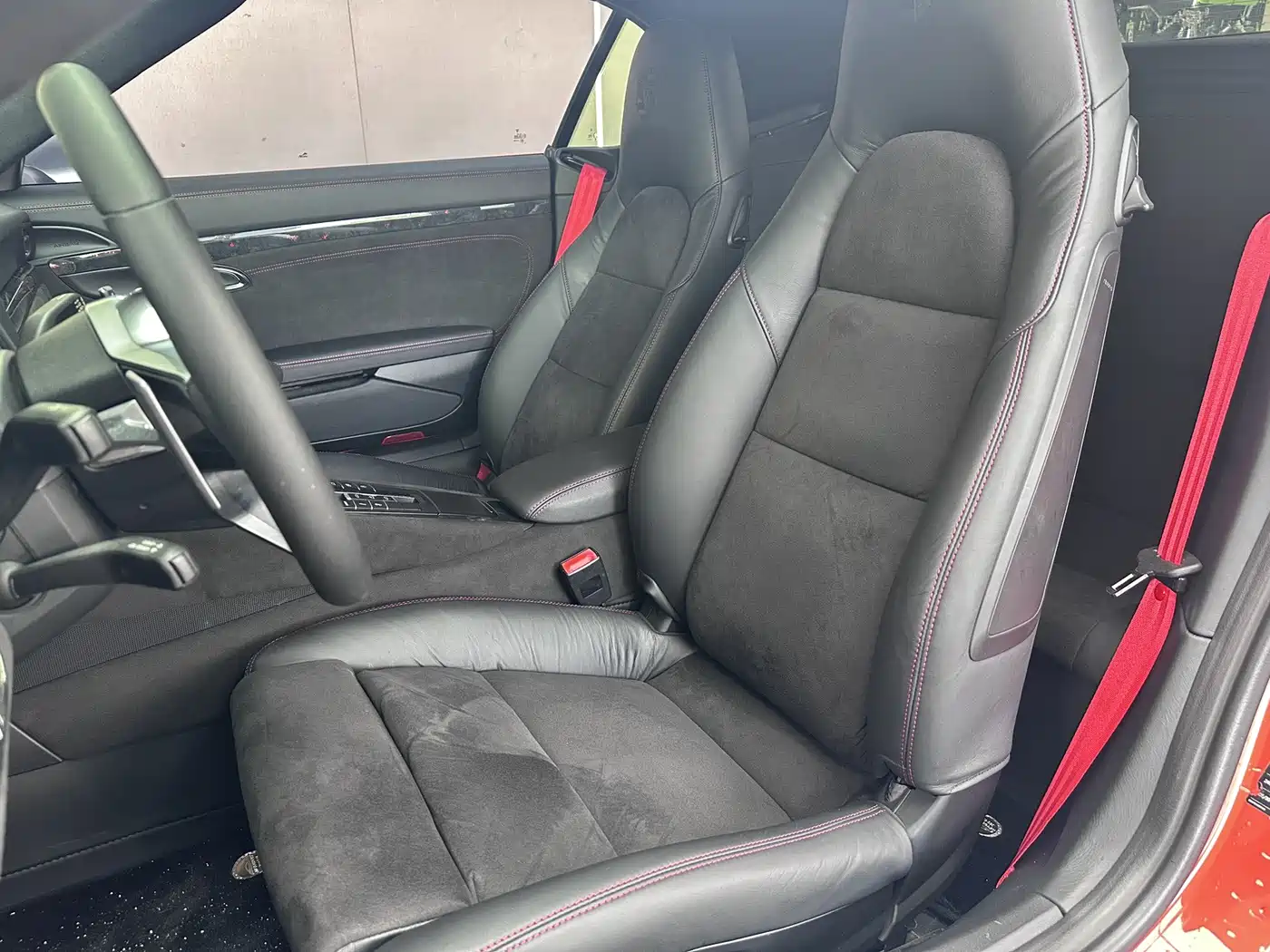 Porsche 911 2016 Carrera Cabriolet 3.0T фото 8