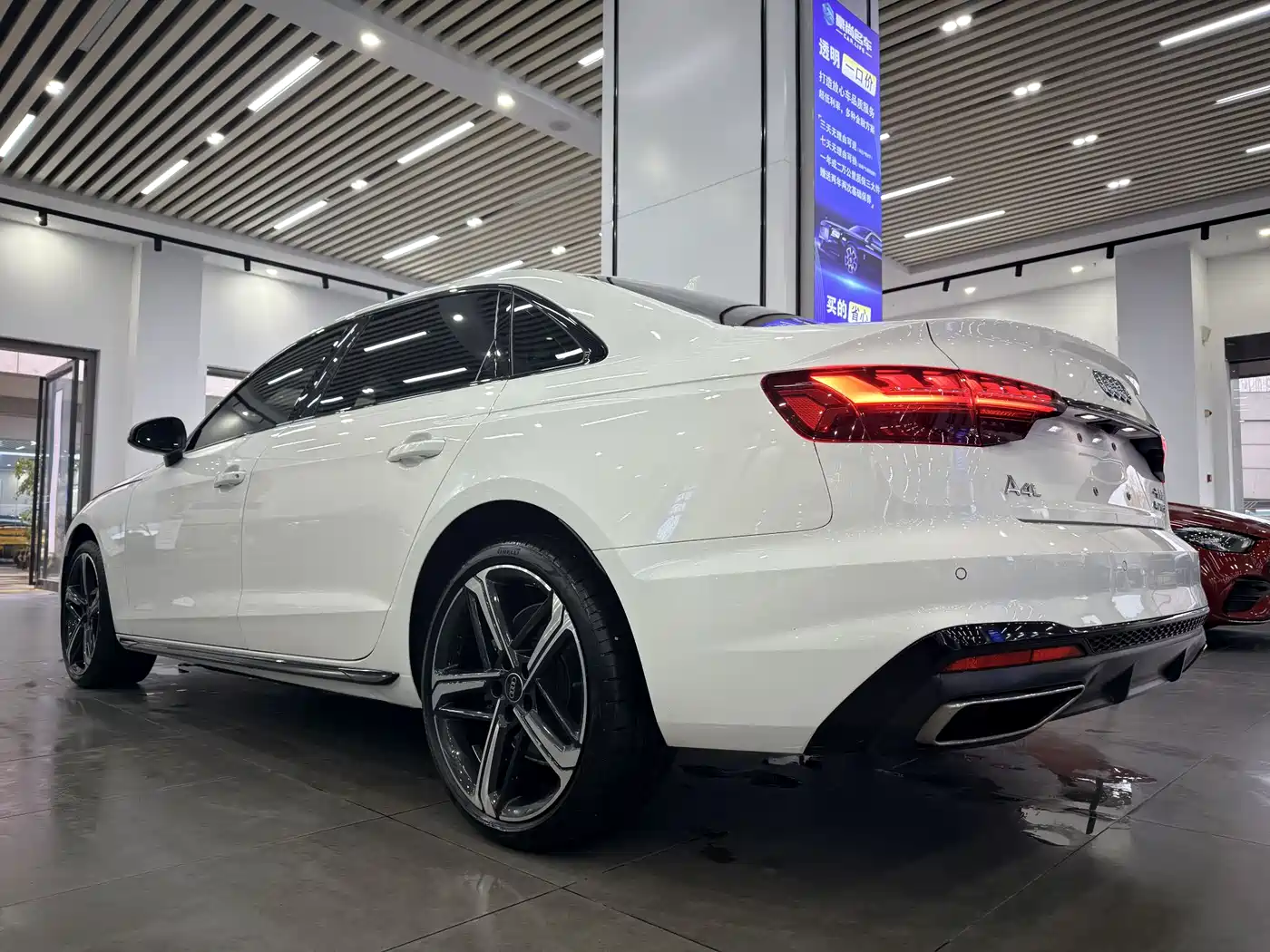Audi A4L 2024 40 TFSI Luxury Dynamic фото 4
