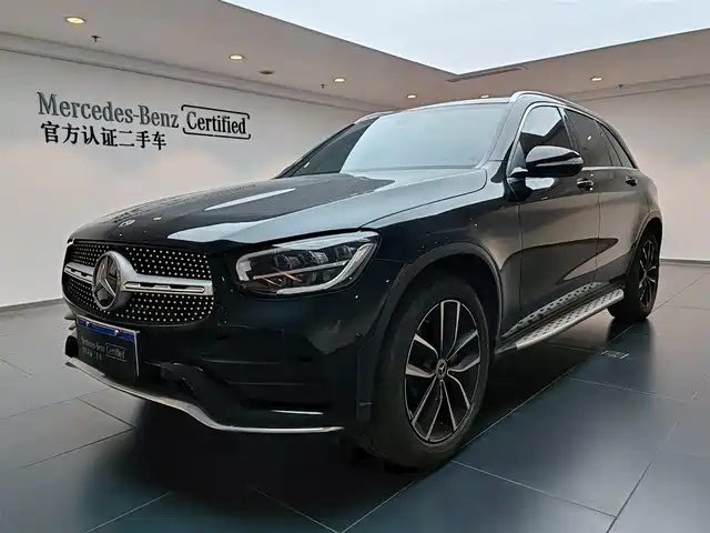 MERCEDES-BENZ GLC
