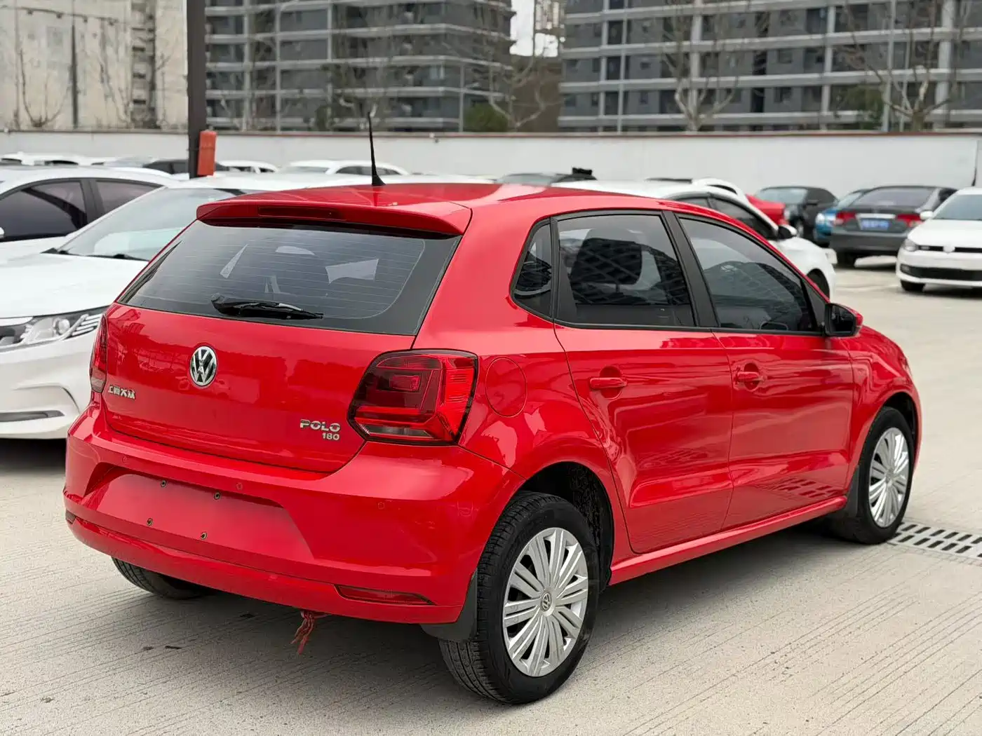 Volkswagen Polo 2016 1.6L Automatic Comfort фото 7
