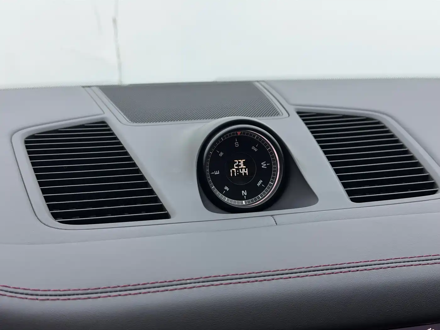 Porsche Cayenne 2018 Cayenne 3.0T фото 11