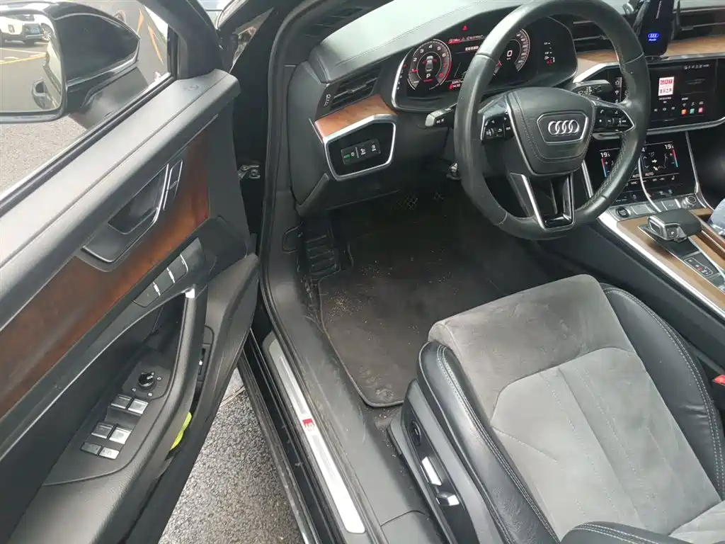Audi A6L 2023 45 TFSI quattro Premium Dynamic фото 14