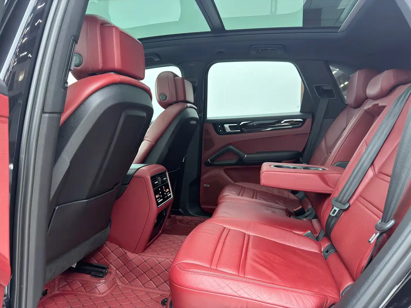 Porsche Cayenne 2018 Cayenne 3.0T фото 18