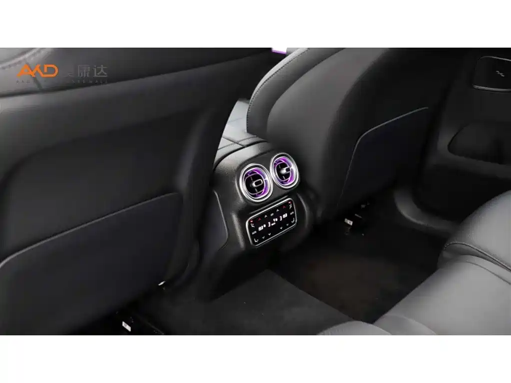 Mercedes-Benz GLC 2025 Model Year GLC 260 L 4MATIC Luxury фото 9
