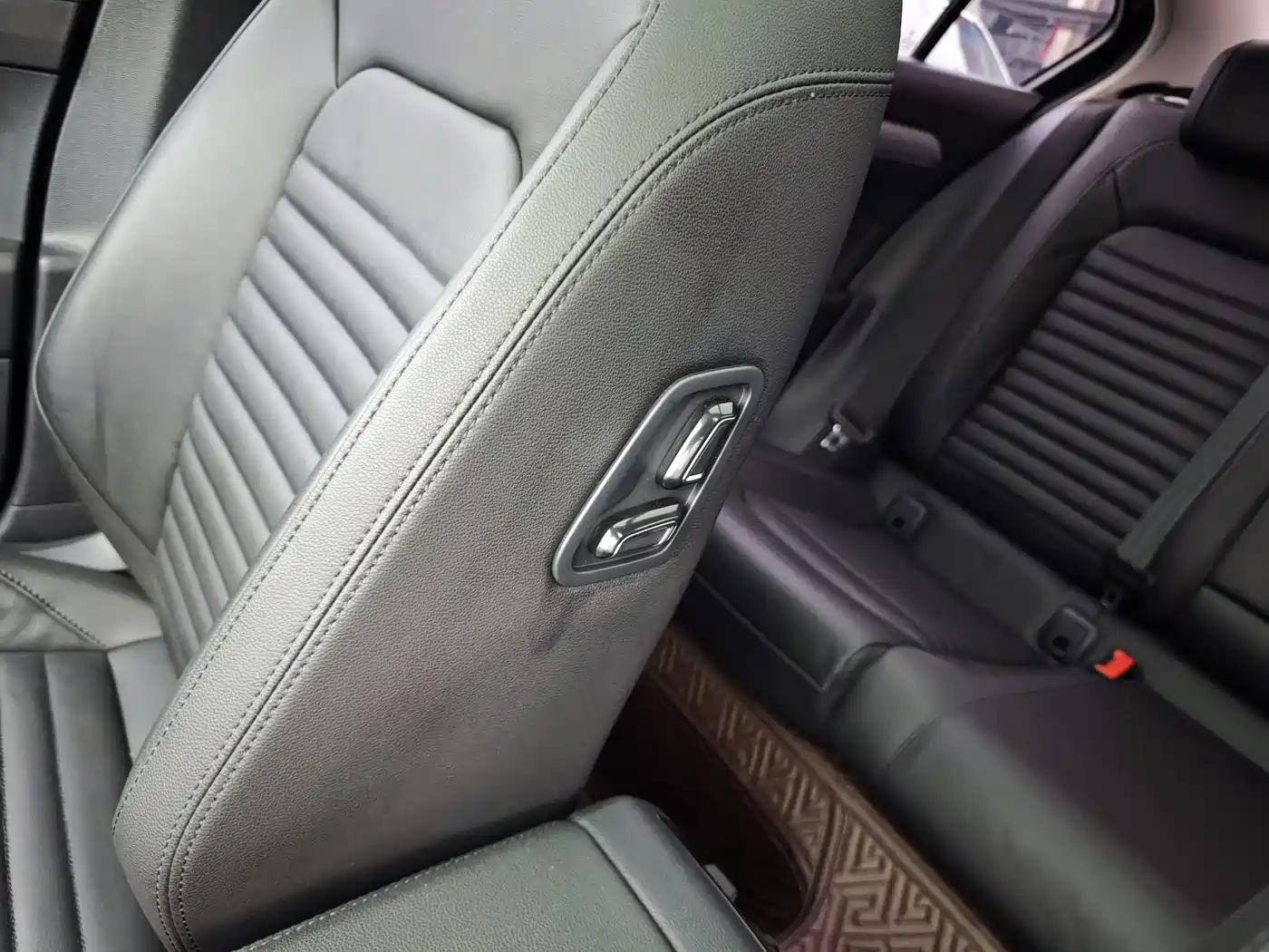 Volkswagen Magotan 2019 330TSI DSG Leading China VI фото 24