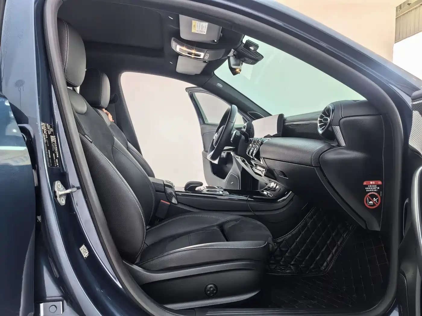 Mercedes-Benz A-Class 2019 A 200 L Sport Sedan фото 7