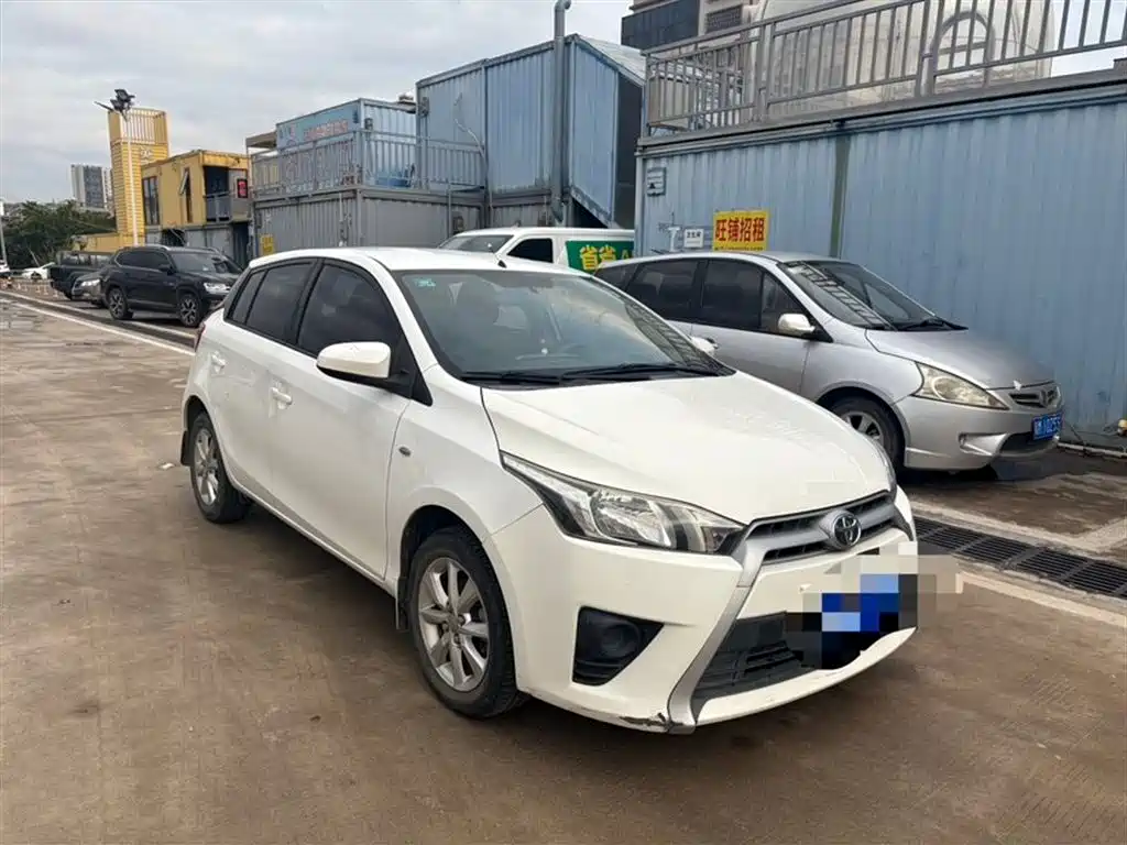Toyota YARiS L Zhi Xuan 2015 1.5E Auto Charming Edition фото 5