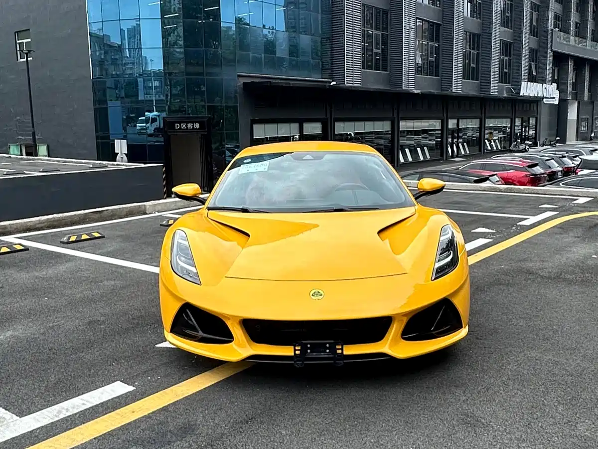 Lotus Cars EMIRA 2021 2.0T DCT First Edition фото 13