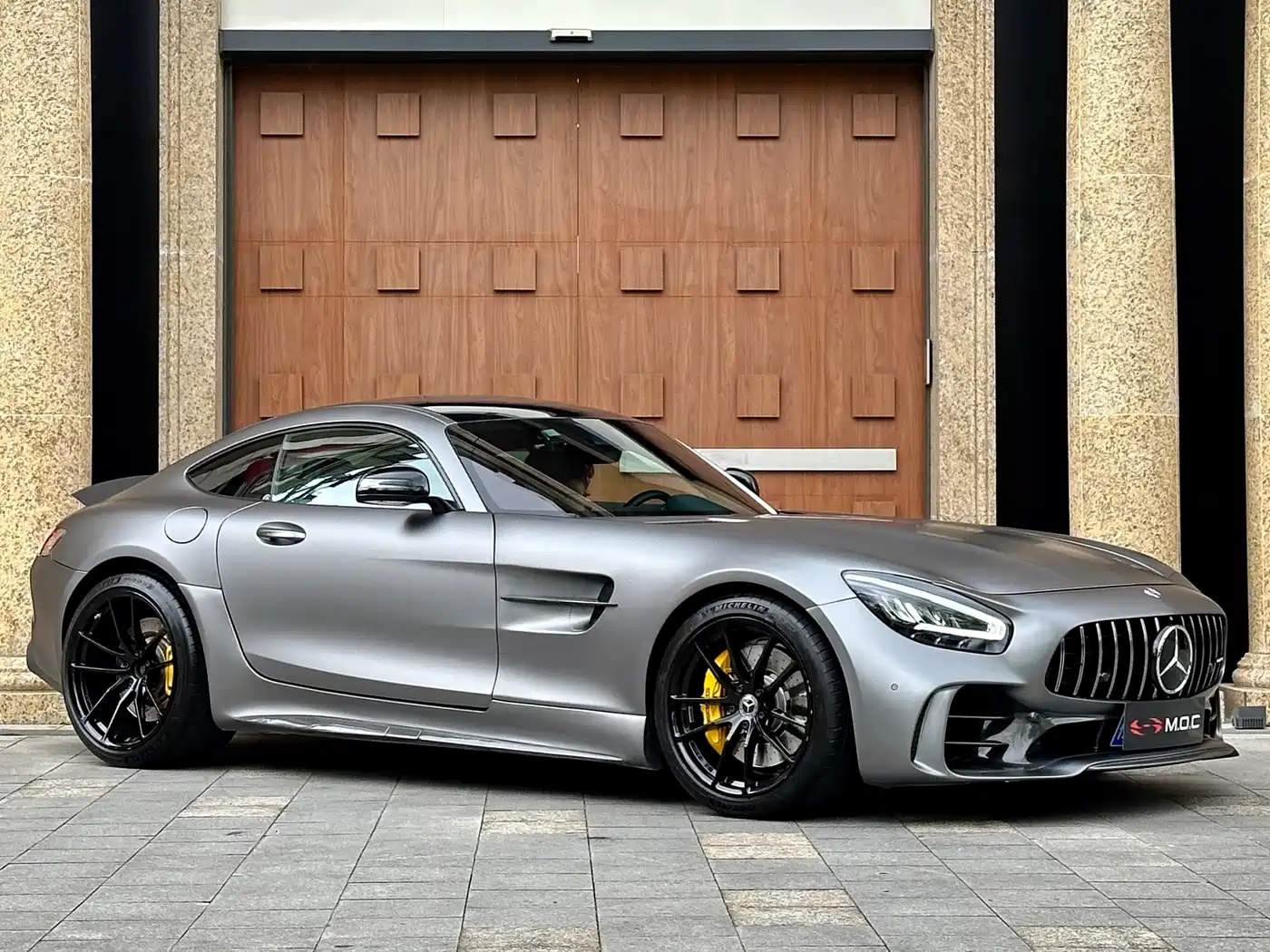 MERCEDES-BENZ AMG GT