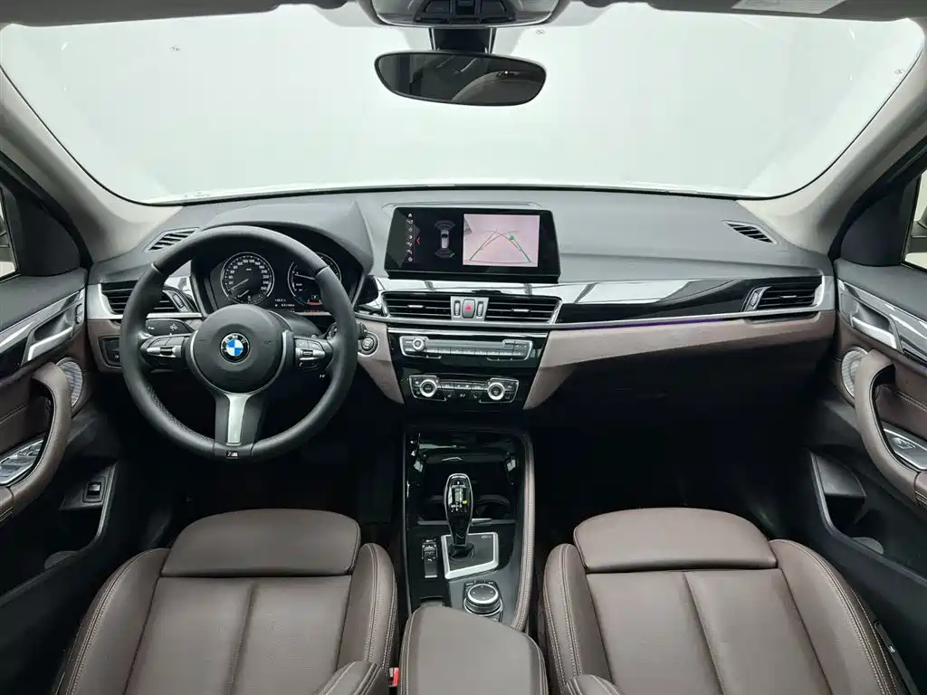 BMW X1 2022 sDrive20Li Premium фото 18
