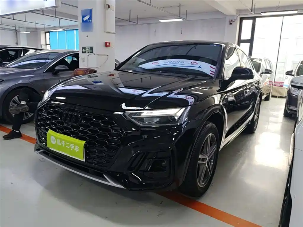 Audi Q5L Sportback 2022 Facelift 40 TFSI Fashion Style