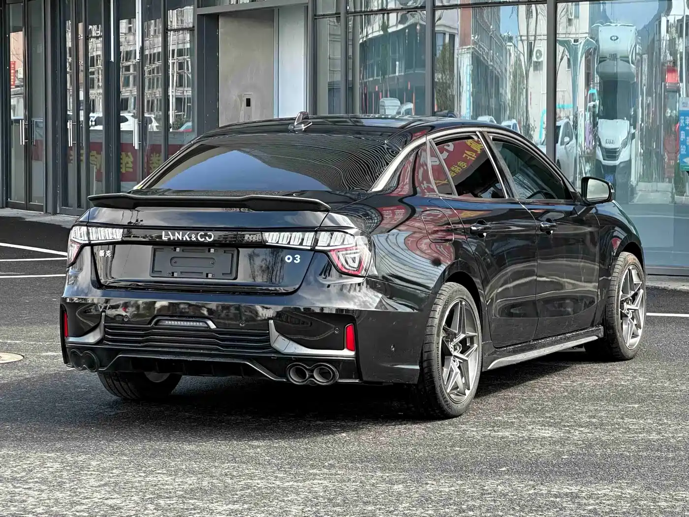 Lynk & Co 03 2022 03+ 2.0TD Auto Wind Rider Edition фото 9