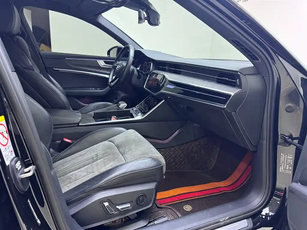 Audi A6L 2023 45 TFSI quattro Premium Dynamic фото 17