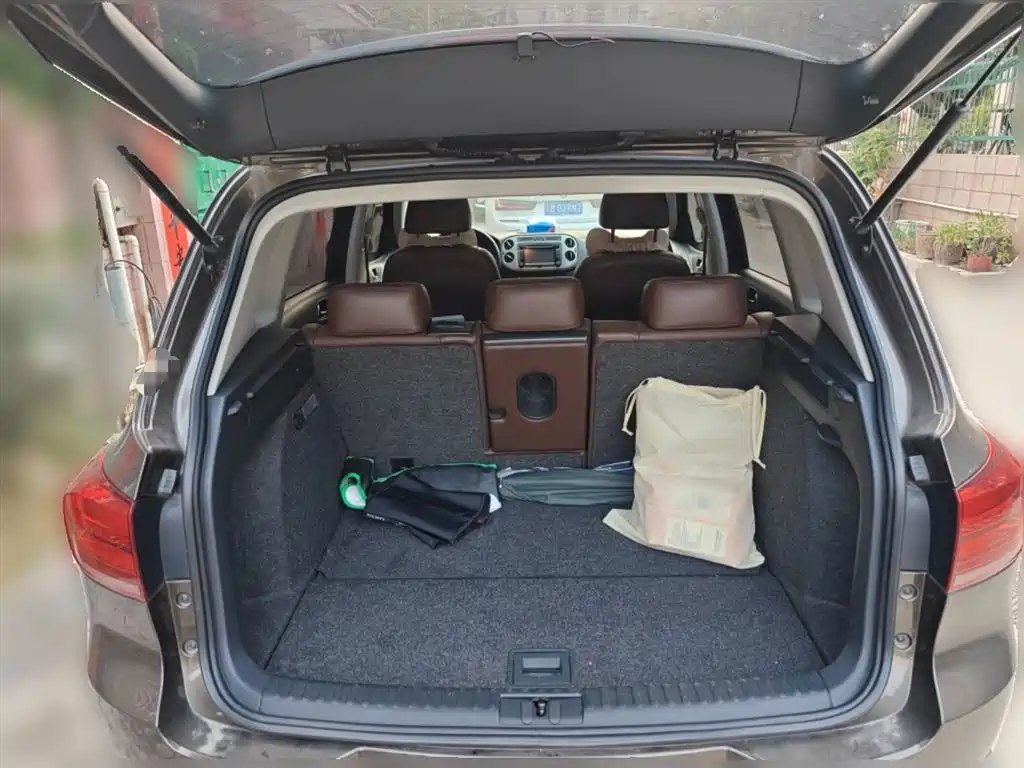 Volkswagen Tiguan 2015 1.8TSI Automatic 2WD Highline фото 10