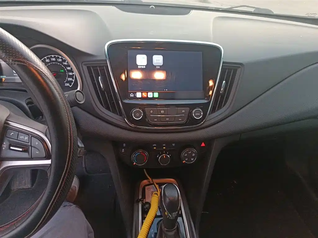 Chevrolet Monza 2020 Mild Hybrid Redline 320T Dual-Clutch Refreshing Edition фото 6
