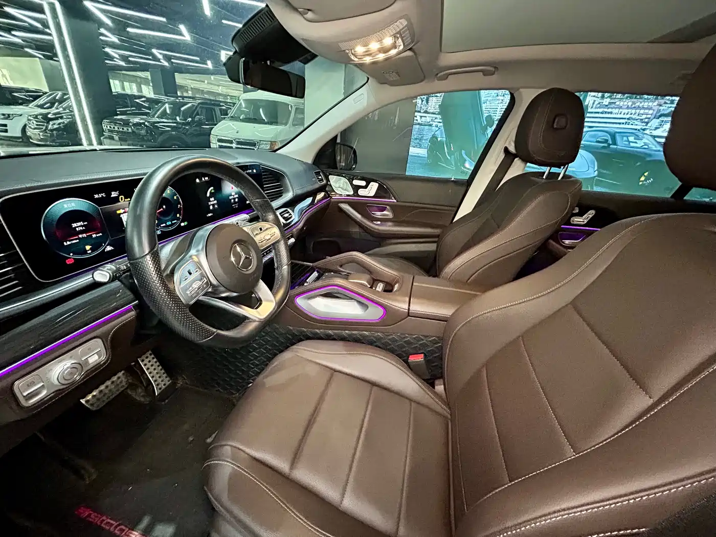 Mercedes-Benz GLS 2023 GLS 450 4MATIC Fashion Edition фото 9