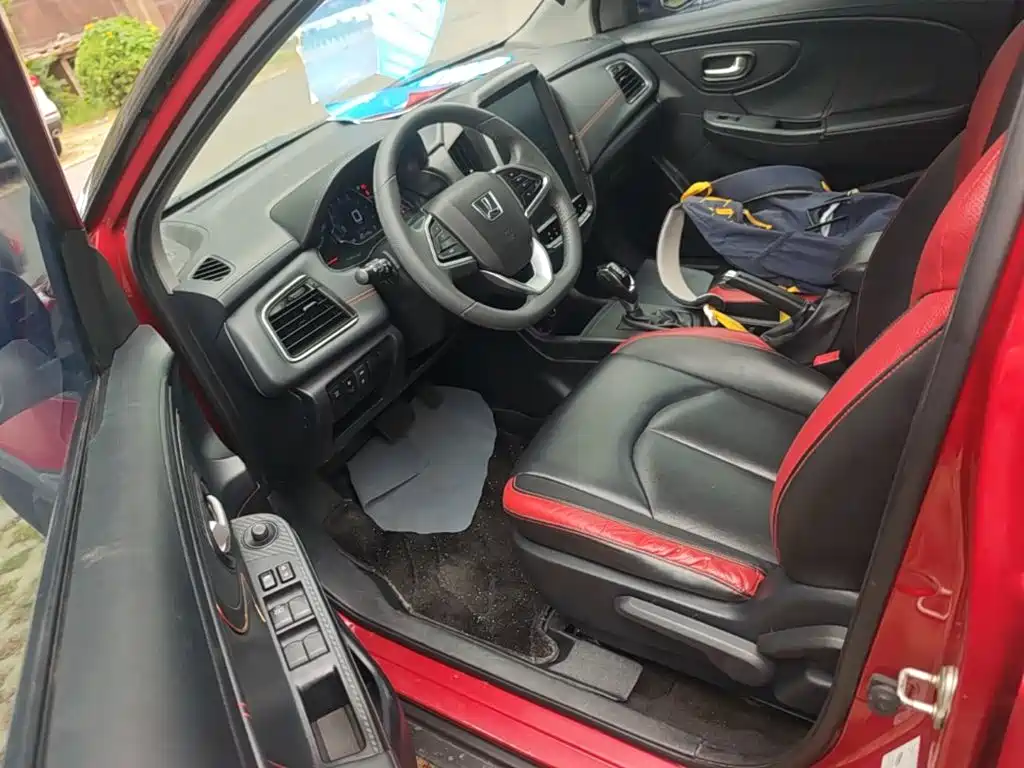 Luxgen U5 SUV 2018 2017 1.6L CVT Celebrity Edition
