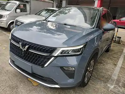 Wuling Asta