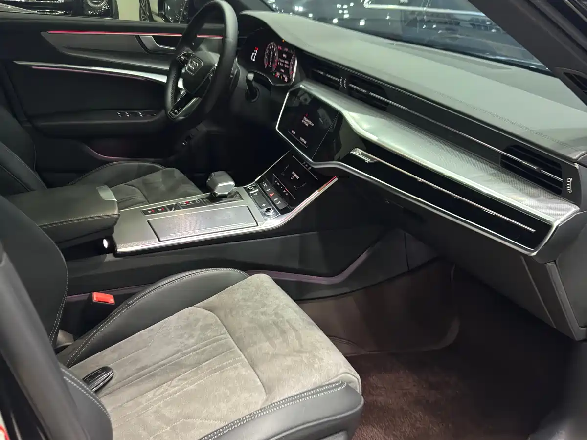 Audi A6L 2022 45 TFSI Premium Dynamic фото 7