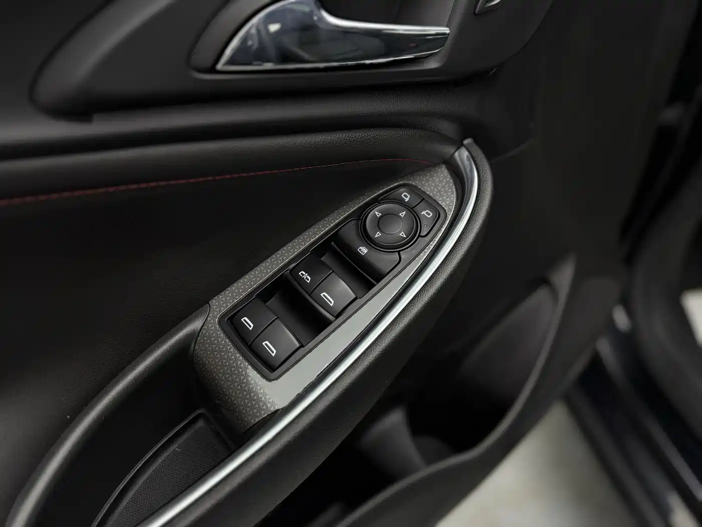 CHEVROLET MAI RUIBAO XL