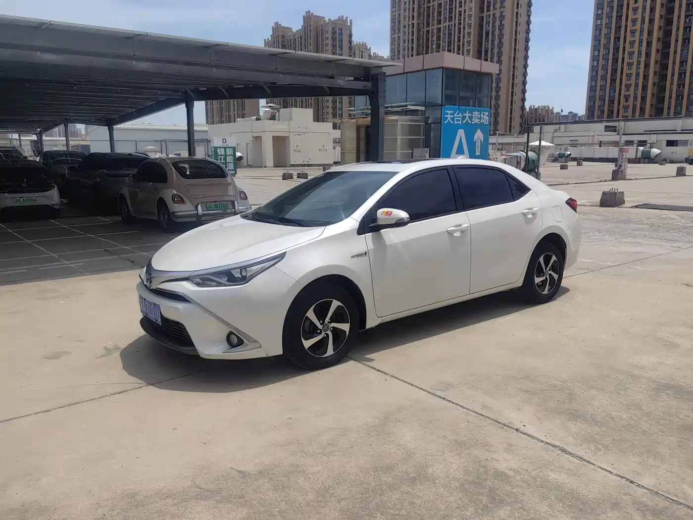 Toyota Levin 2017 Facelift Hybrid 1.8H GS E-CVT Elite Sunroof Edition China V фото 2