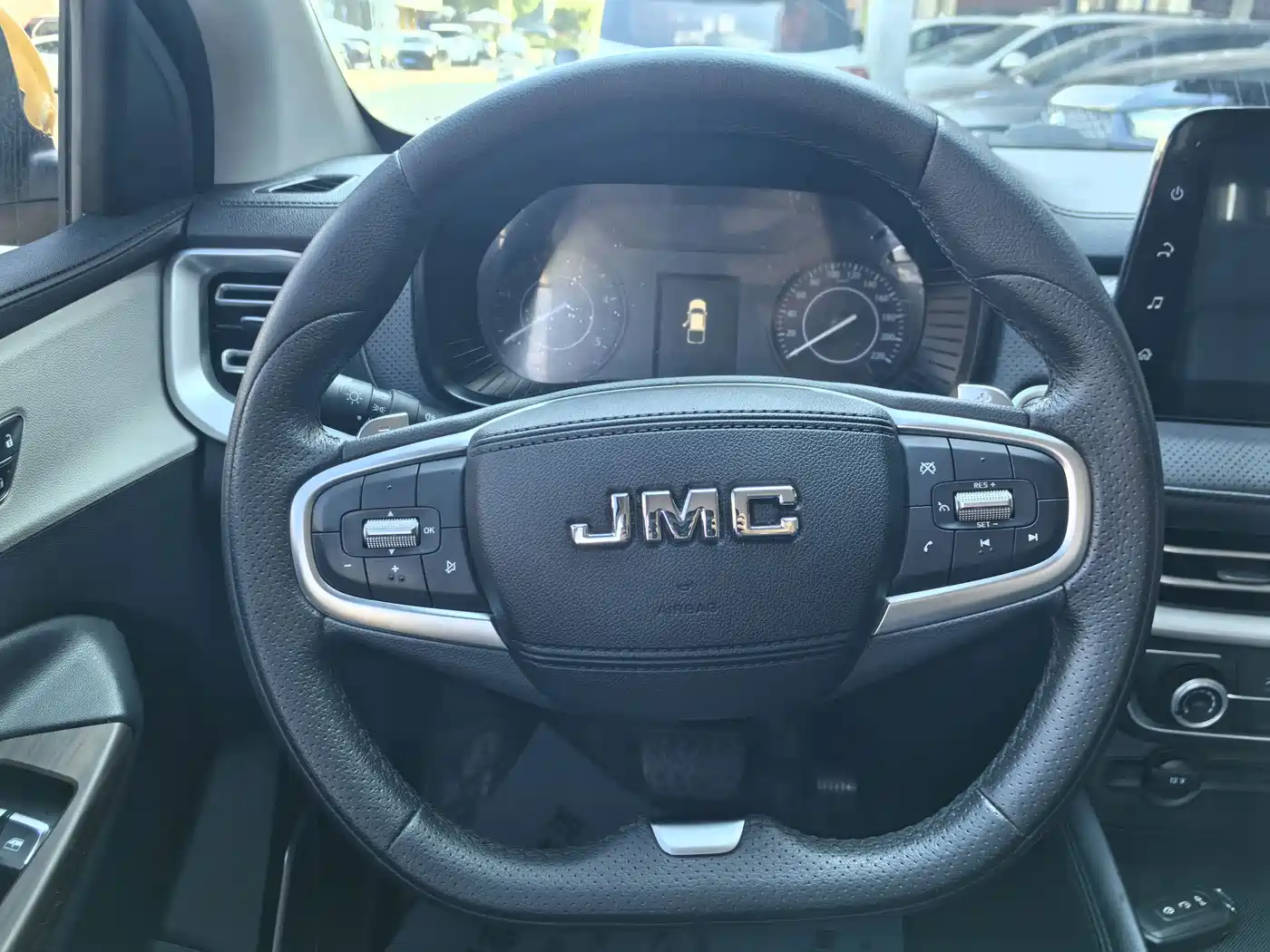 Jiangling Yuhu 7 2023 2023 2.0T Automatic Diesel 2WD Comfort Standard Wheelbase