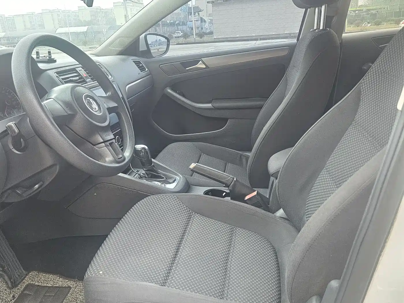 Volkswagen Sagitar 2012 1.4TSI Automatic Luxury фото 7