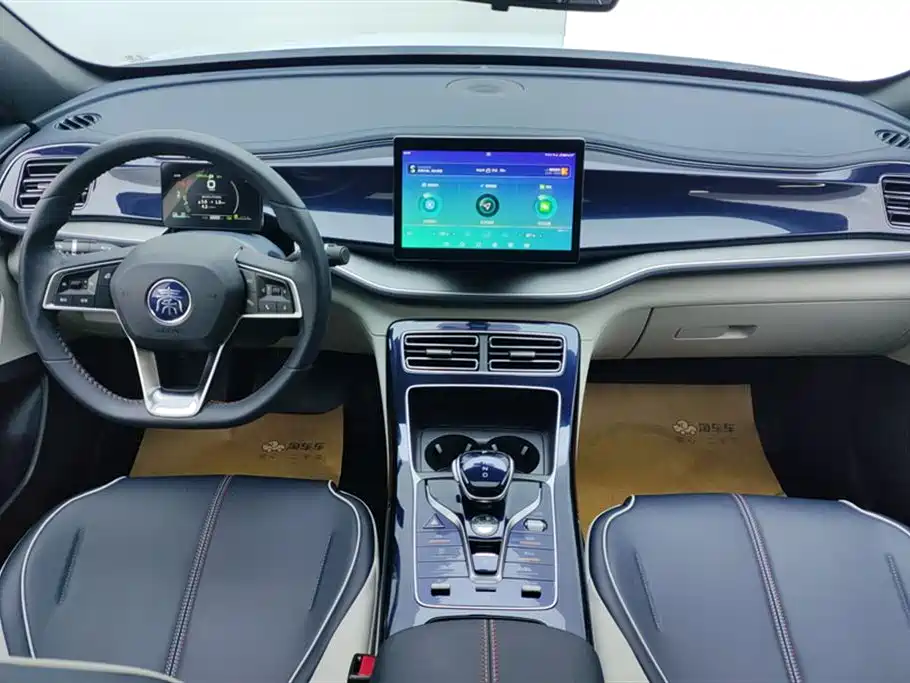 BYD Qin PLUS 2021 DM-i 55KM Flagship фото 12