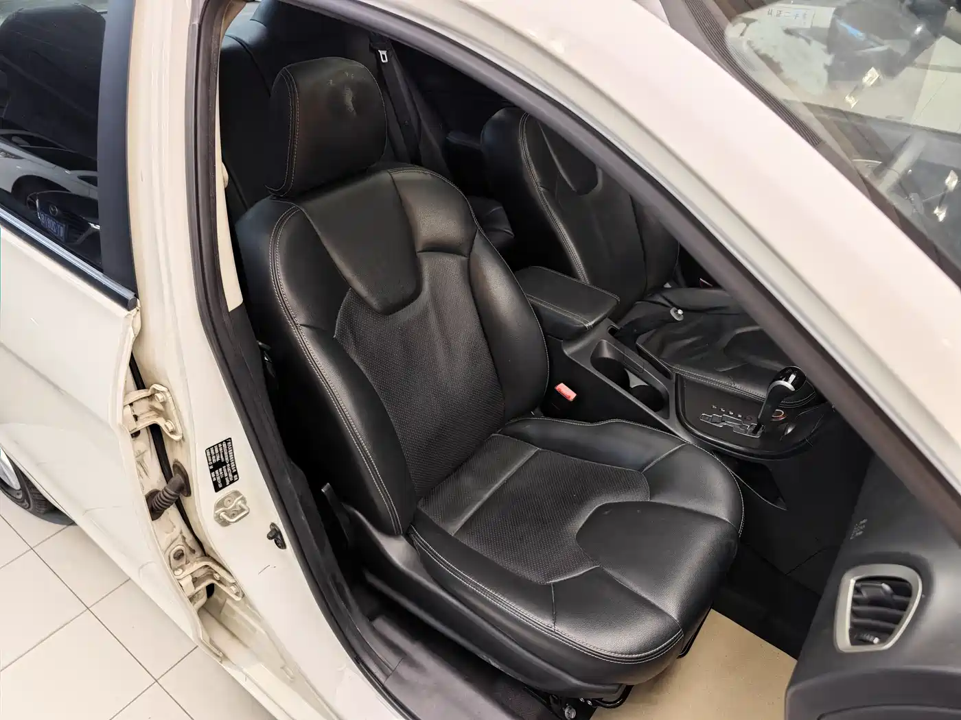 GAC Trumpchi Trumpchi GA3 2014 2013 1.6L Auto Elite ESP Edition
