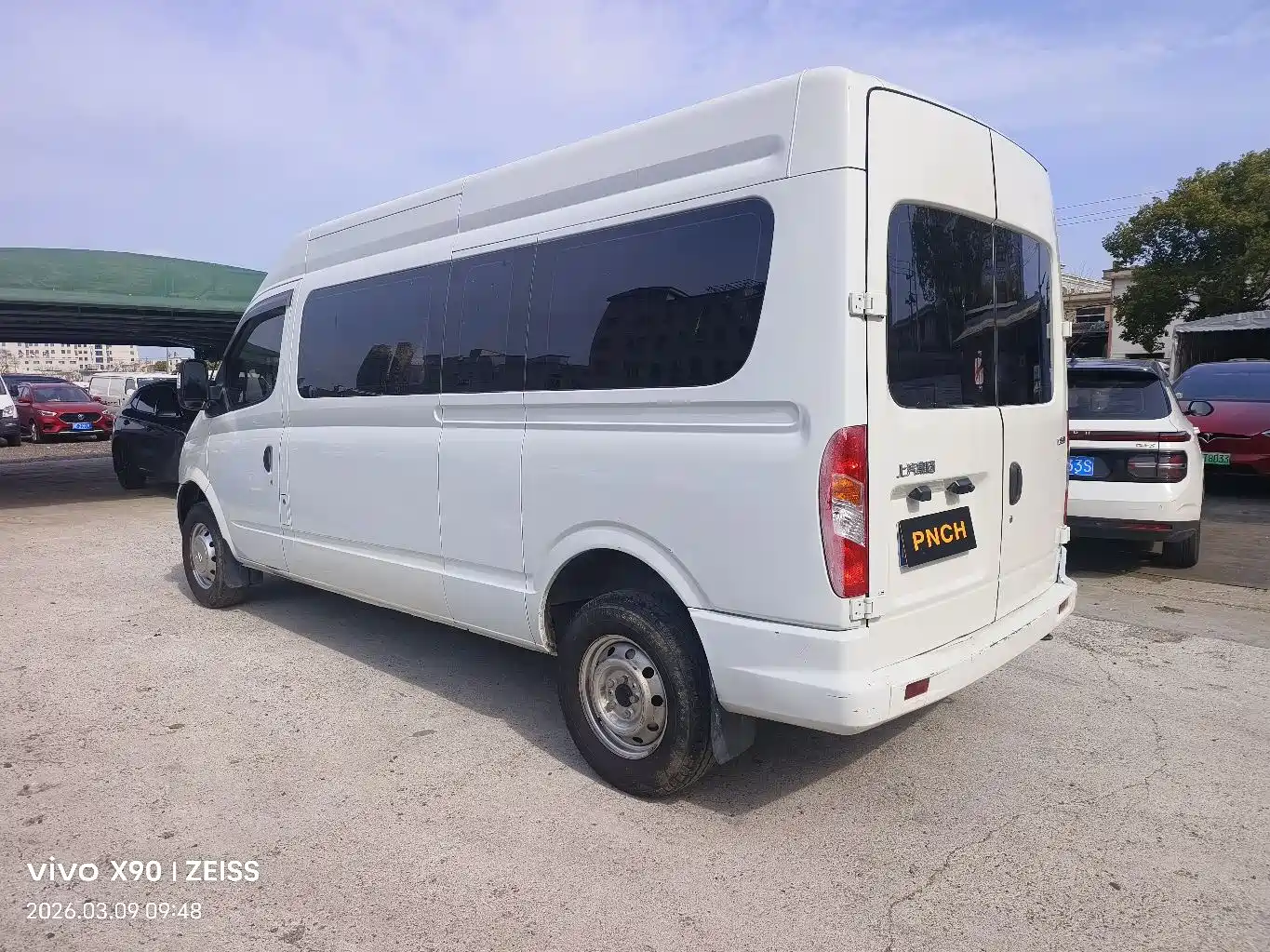SAIC Maxus Xintu V80 2021 2.0T AMT Classic Aoyuntong Long Wheelbase Medium Roof 6/7/8/9 Seater фото 14