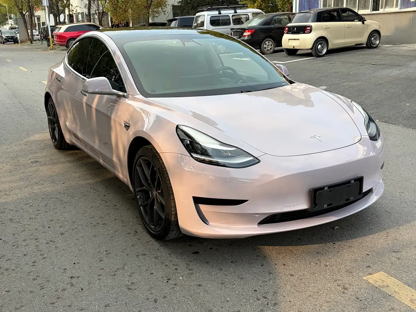 TESLA MODEL 3