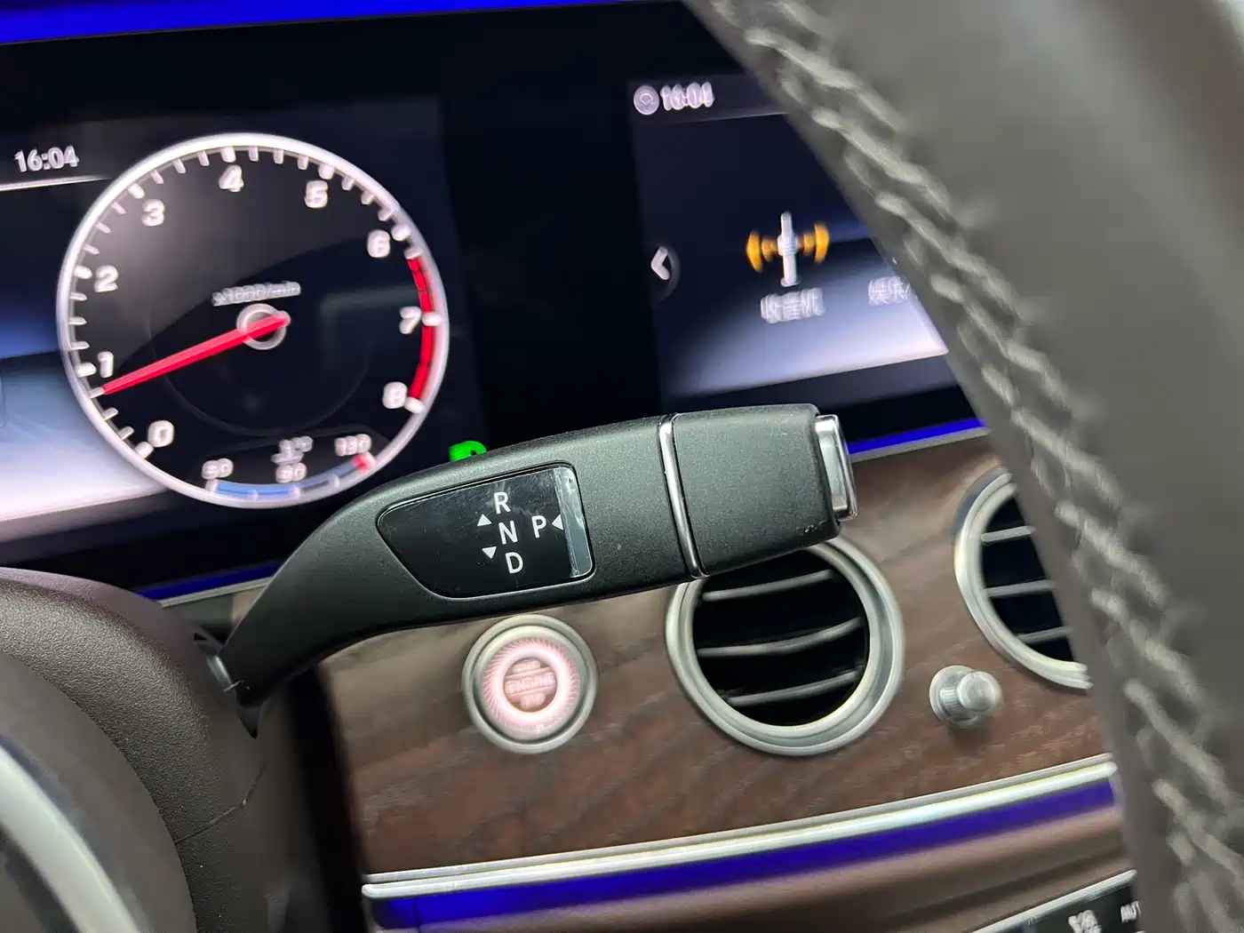 Mercedes-Benz E-Class 2020 Facelift E 300 L Exclusive фото 33