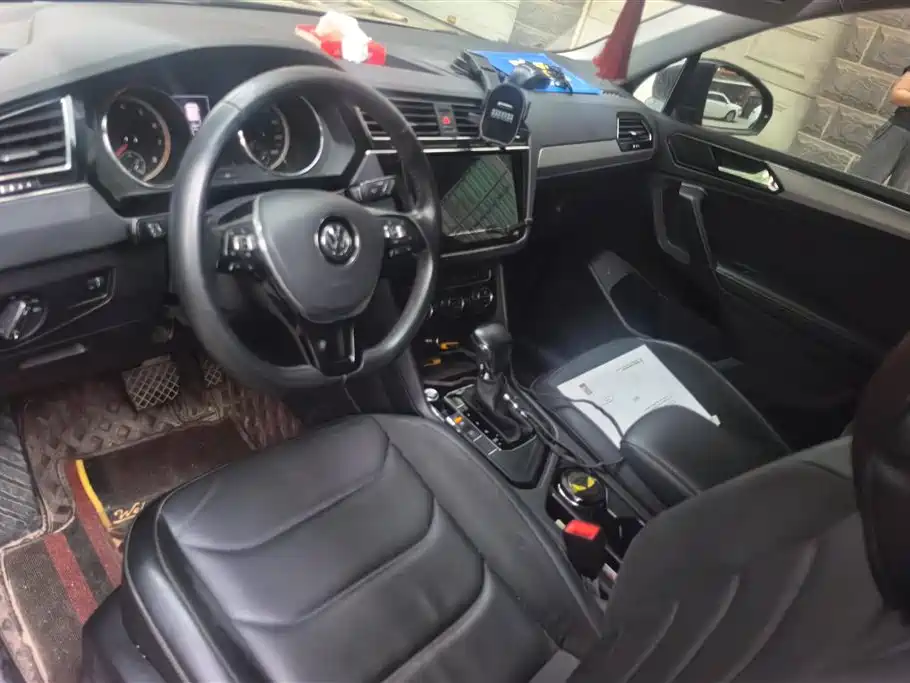 Volkswagen Tiguan L 2020 330TSI Auto 2WD Smart Luxury China VI фото 12