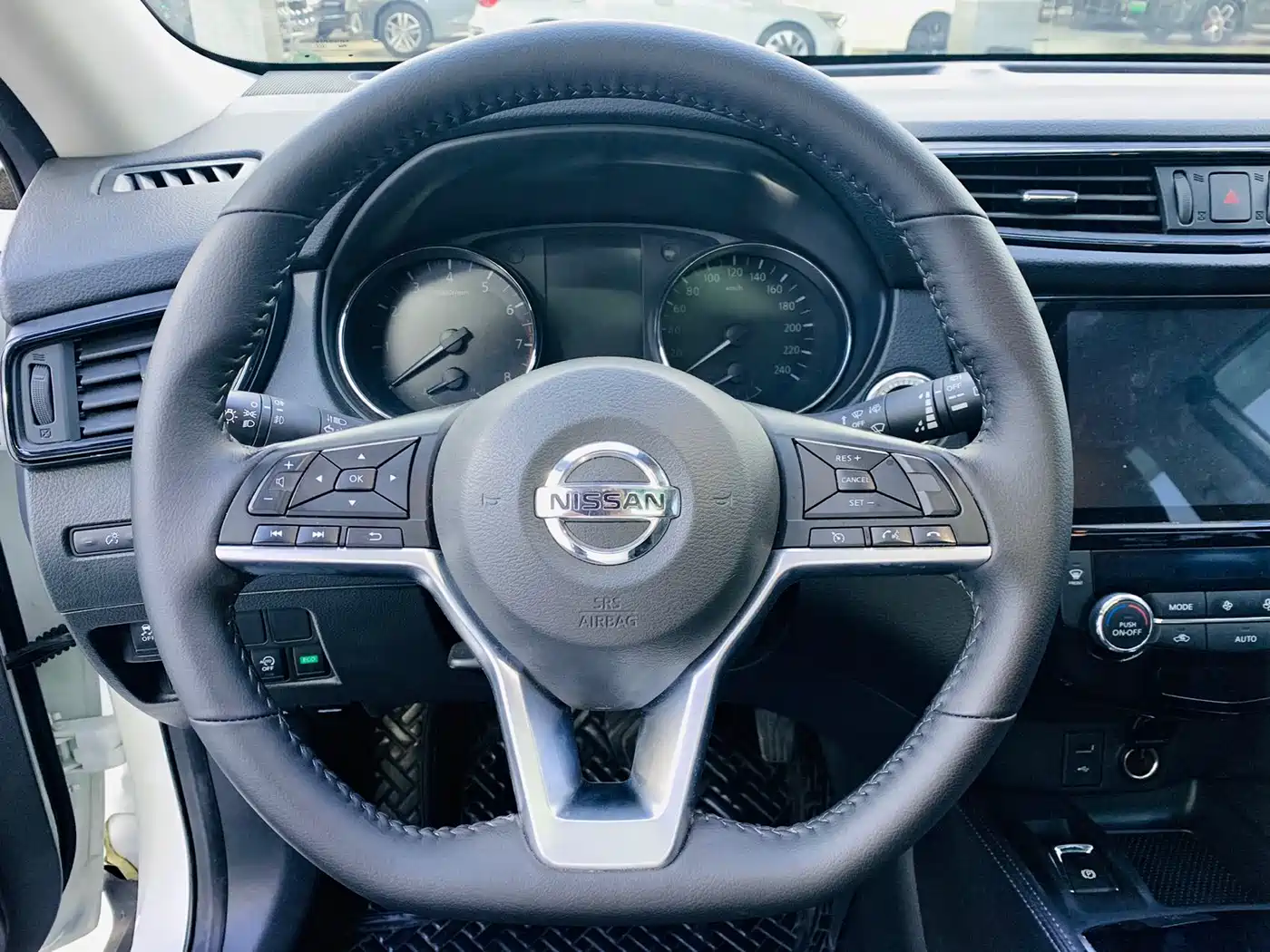 Nissan X-Trail, миниатюра 5