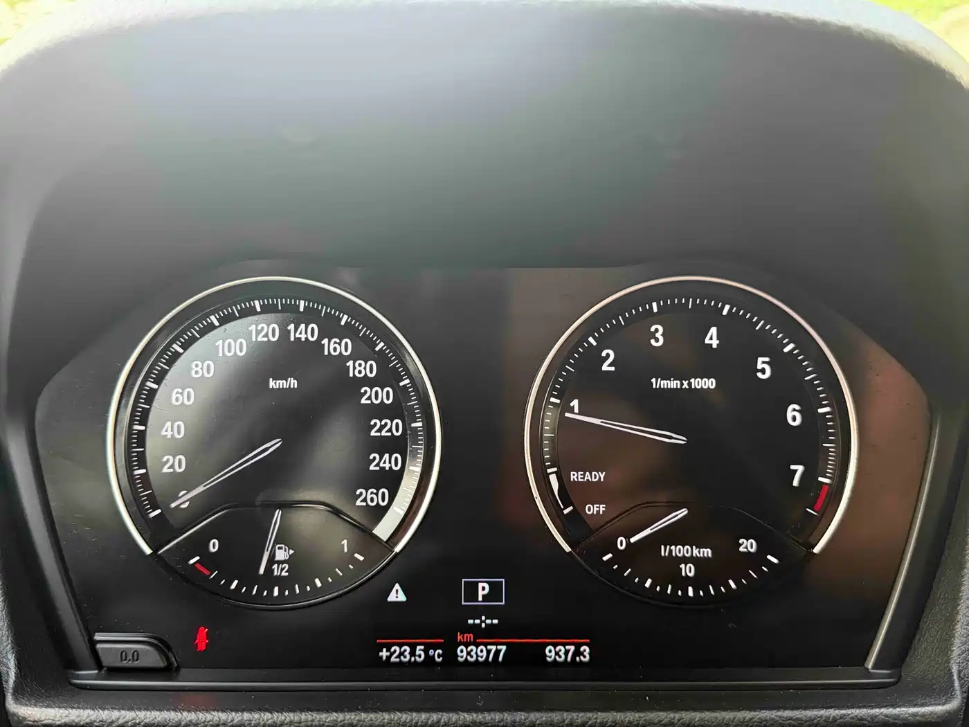 BMW 1 Series 2018 118i Sport Edition фото 10