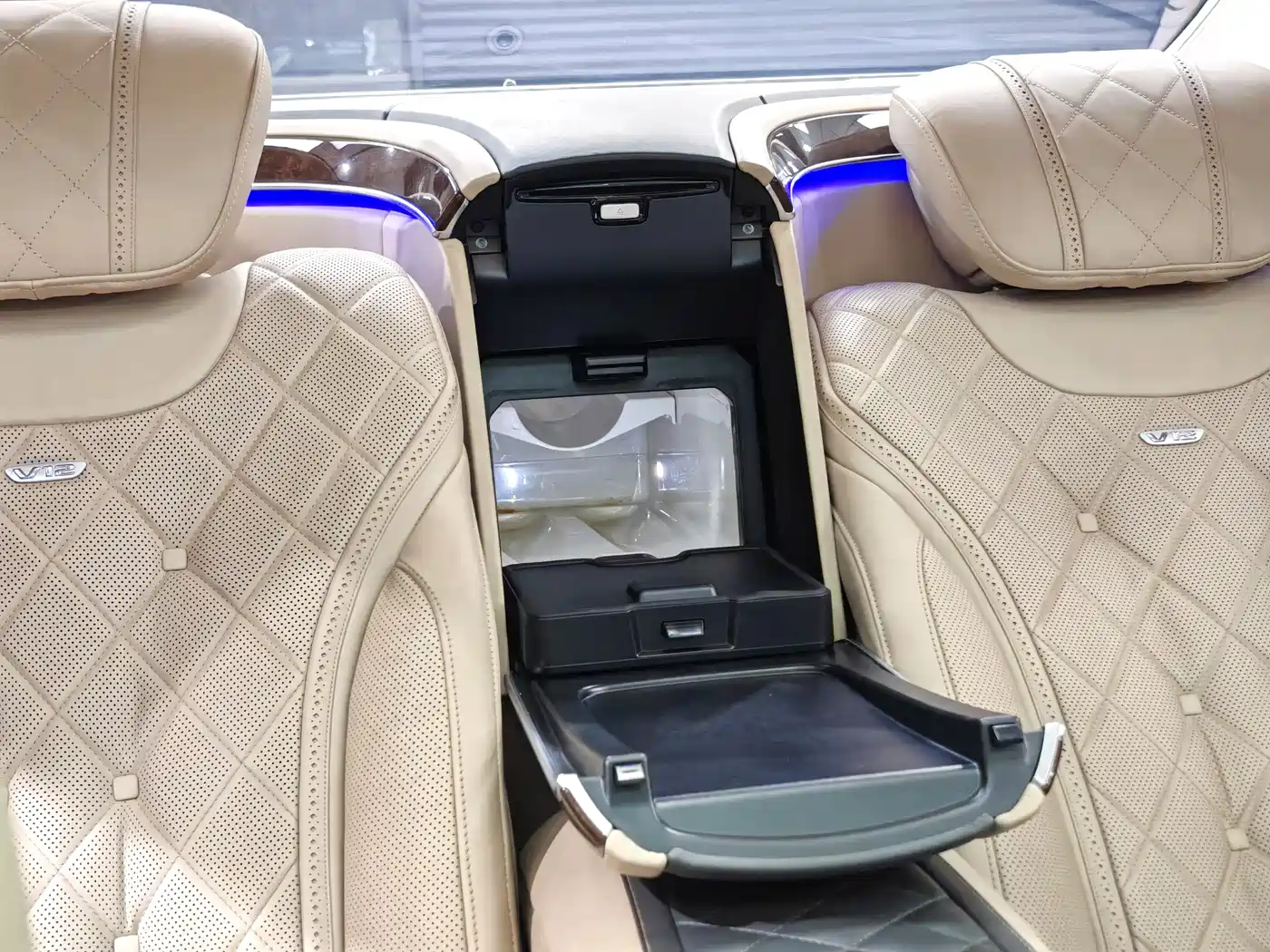 Mercedes-Benz Maybach S-Class 2015 S 600 фото 12