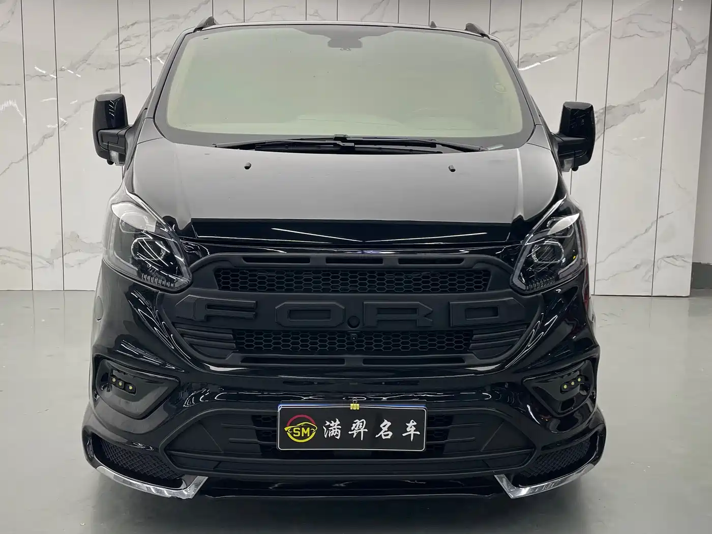 FORD TOURUIOU