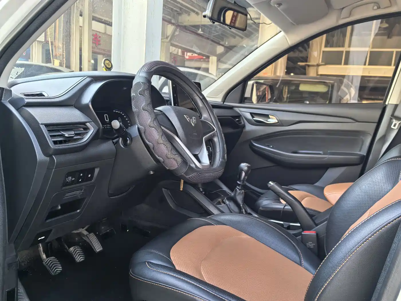 Wuling Motors Wuling Hongguang S3 2020 2019 1.5L Manual Comfort Model China VI