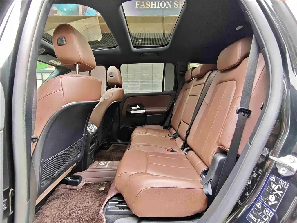Mercedes-Benz GLB 2022 GLB 220 4MATIC фото 7