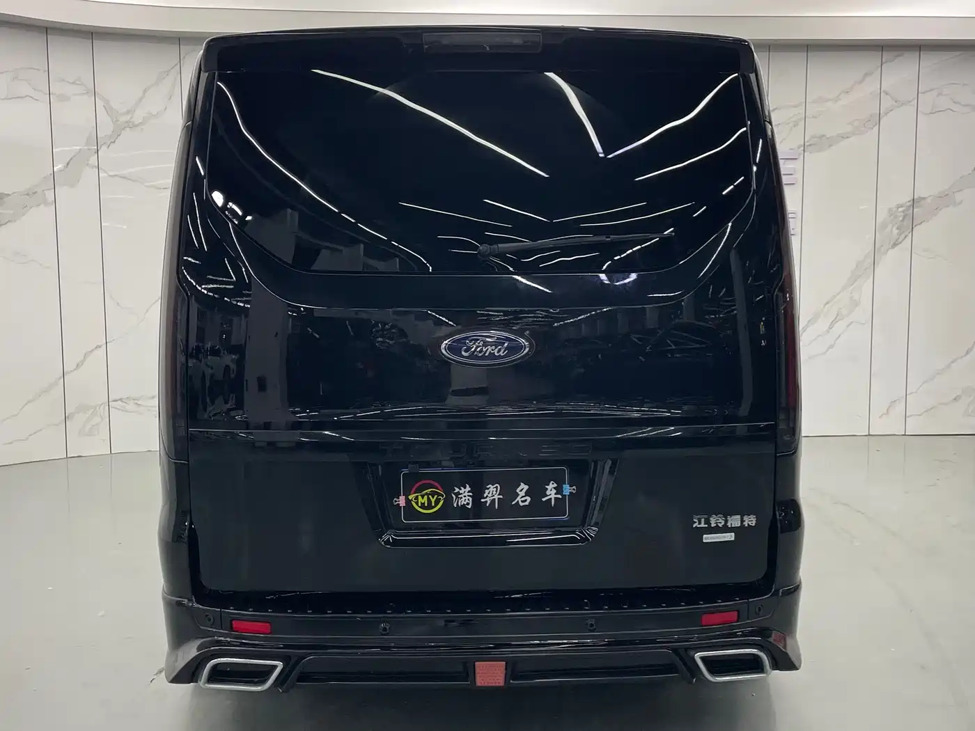 FORD TOURUIOU