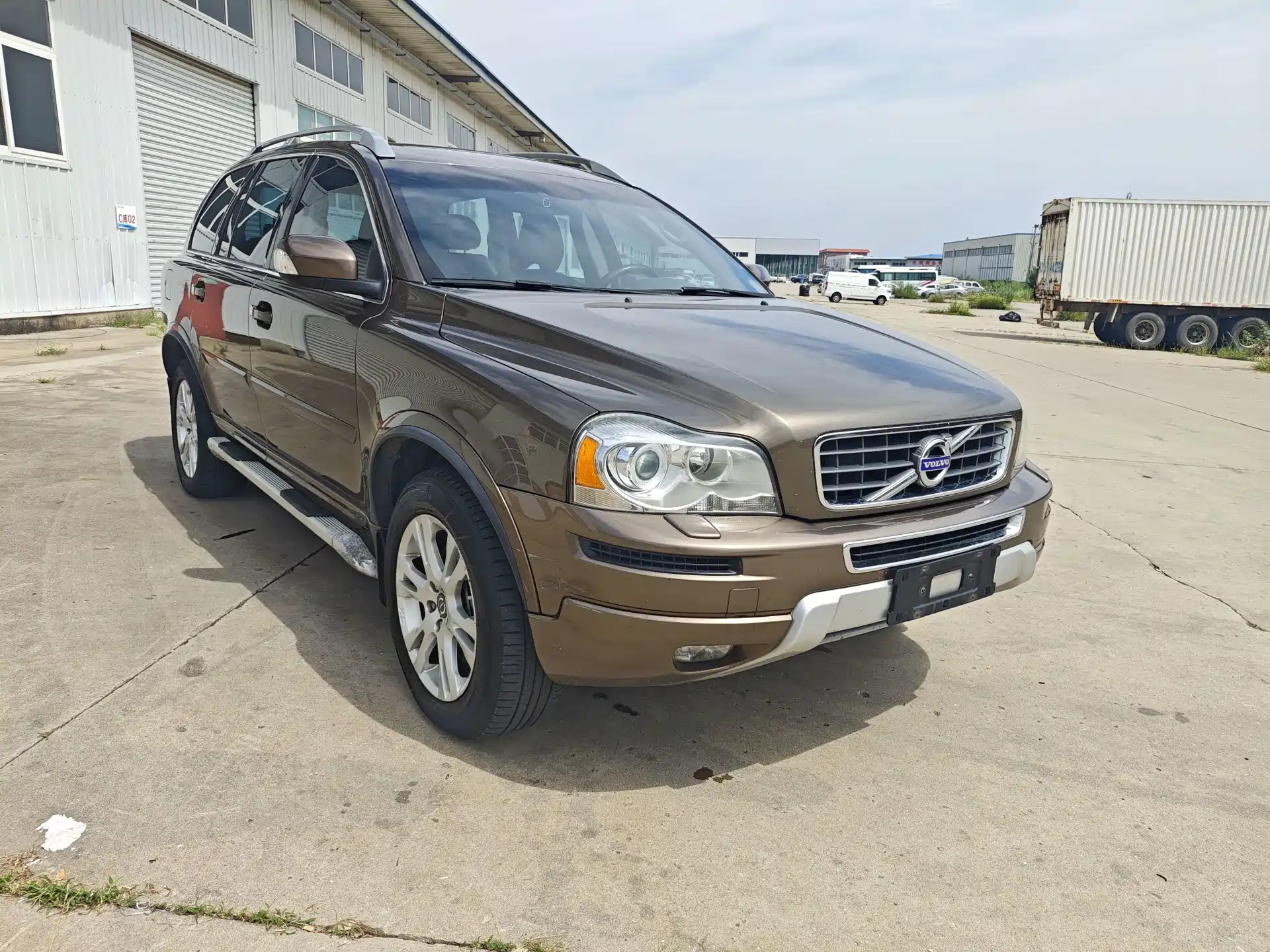 Photo 3 - Volvo XC90