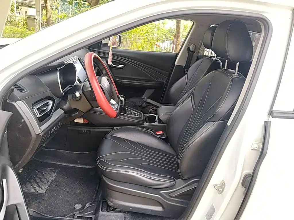 Jetour X70M 2021 2021 1.5T Manual Urban Partner 5-seater