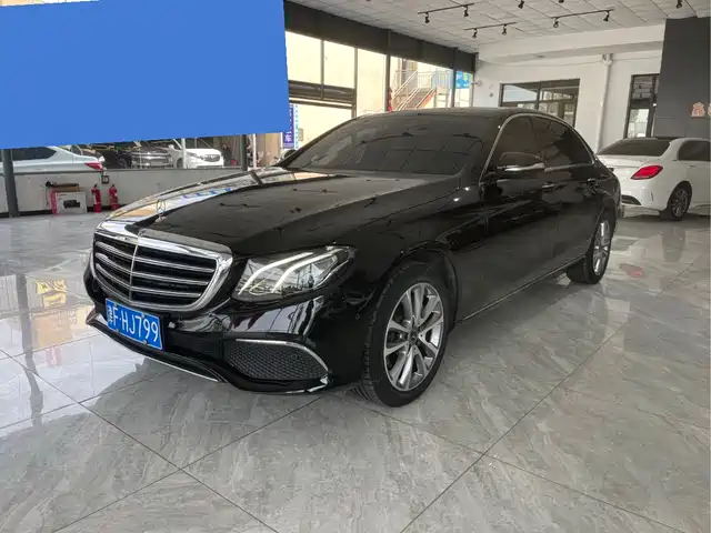 MERCEDES-BENZ E CLASS